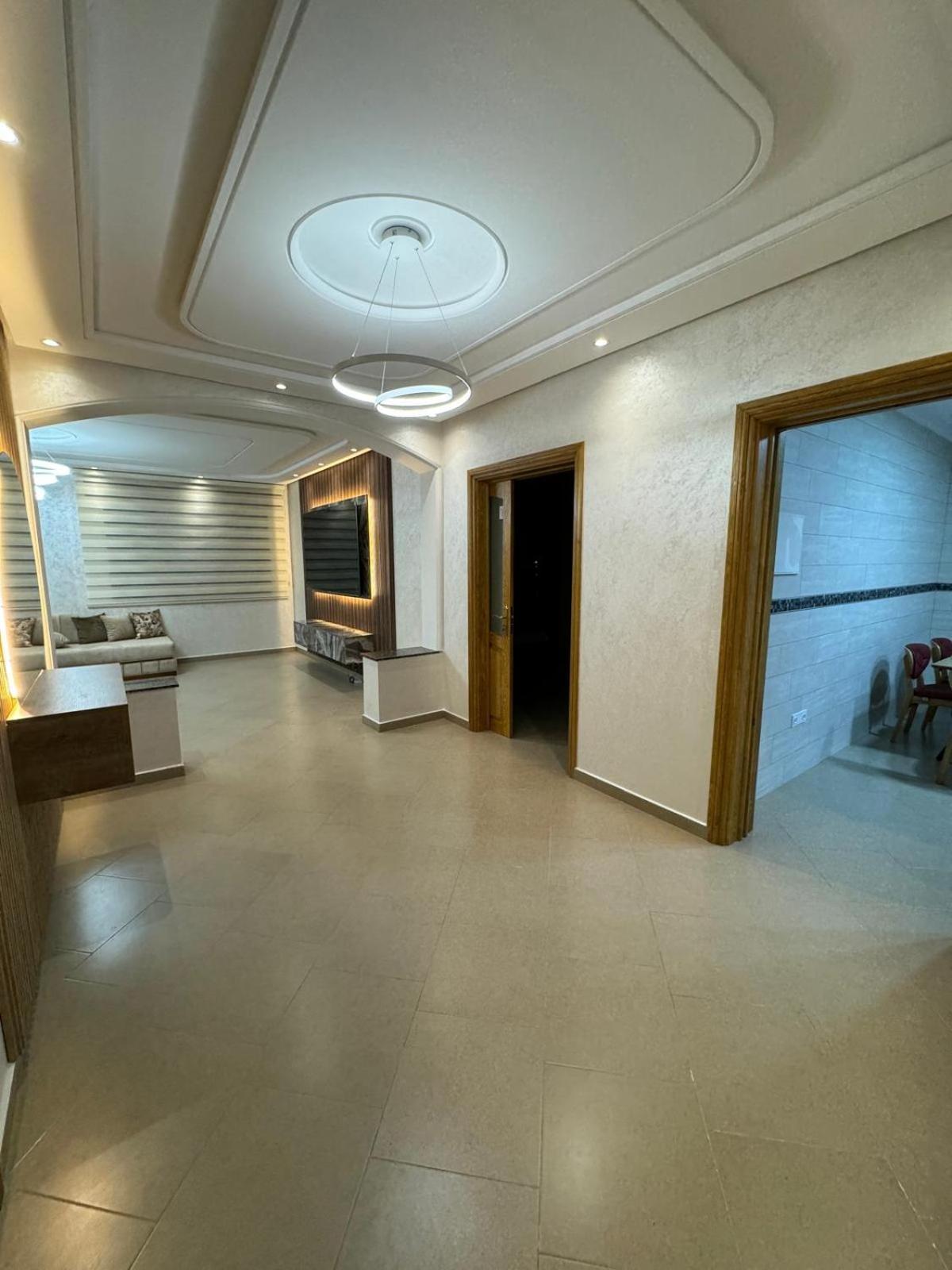 Apartamento Modernes In Mit Blick Auf Marjane Tánger