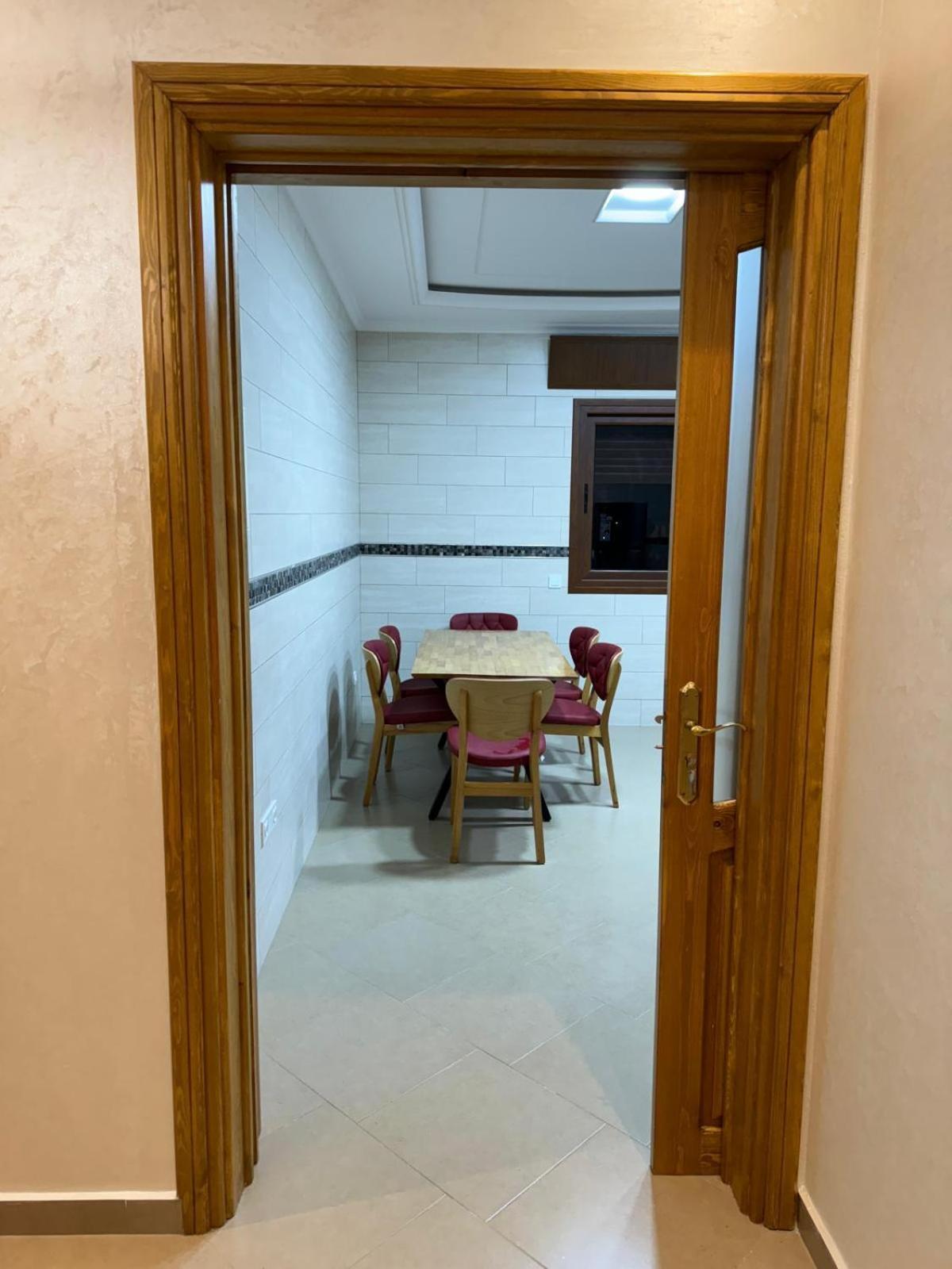 Modernes In Mit Blick Auf Marjane Apartamento Tánger